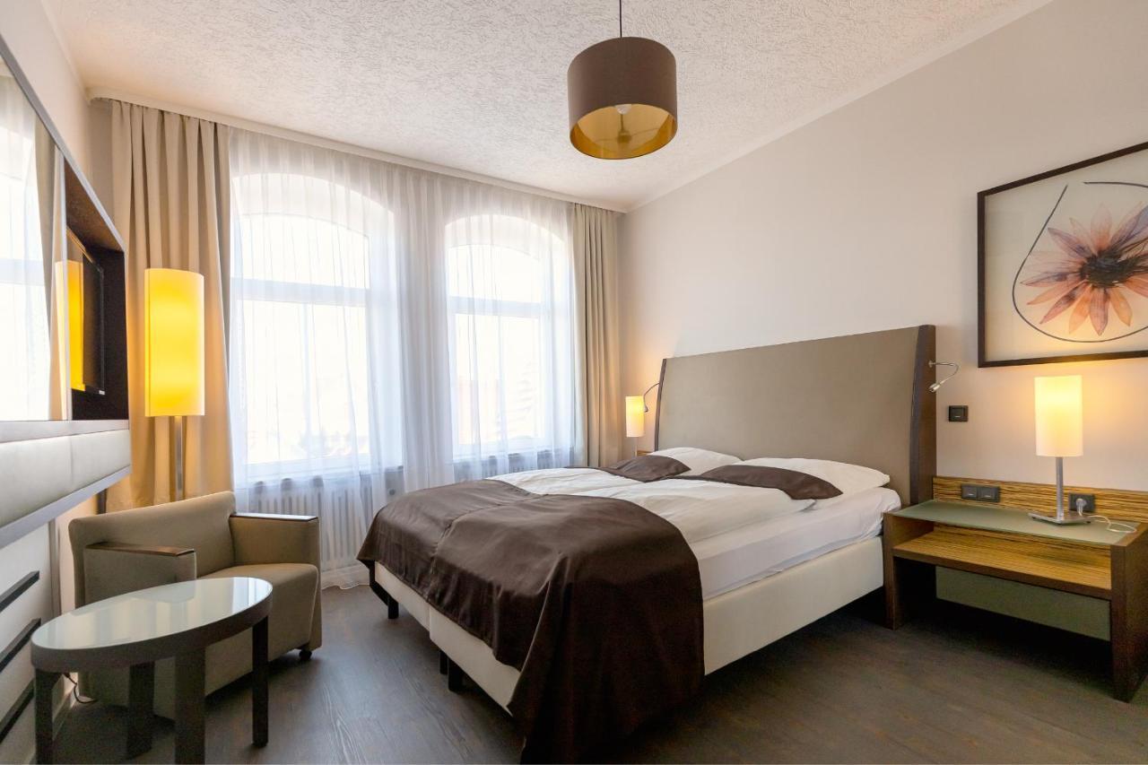 Hotel Garni " Am Domplatz" Erfurt Extérieur photo