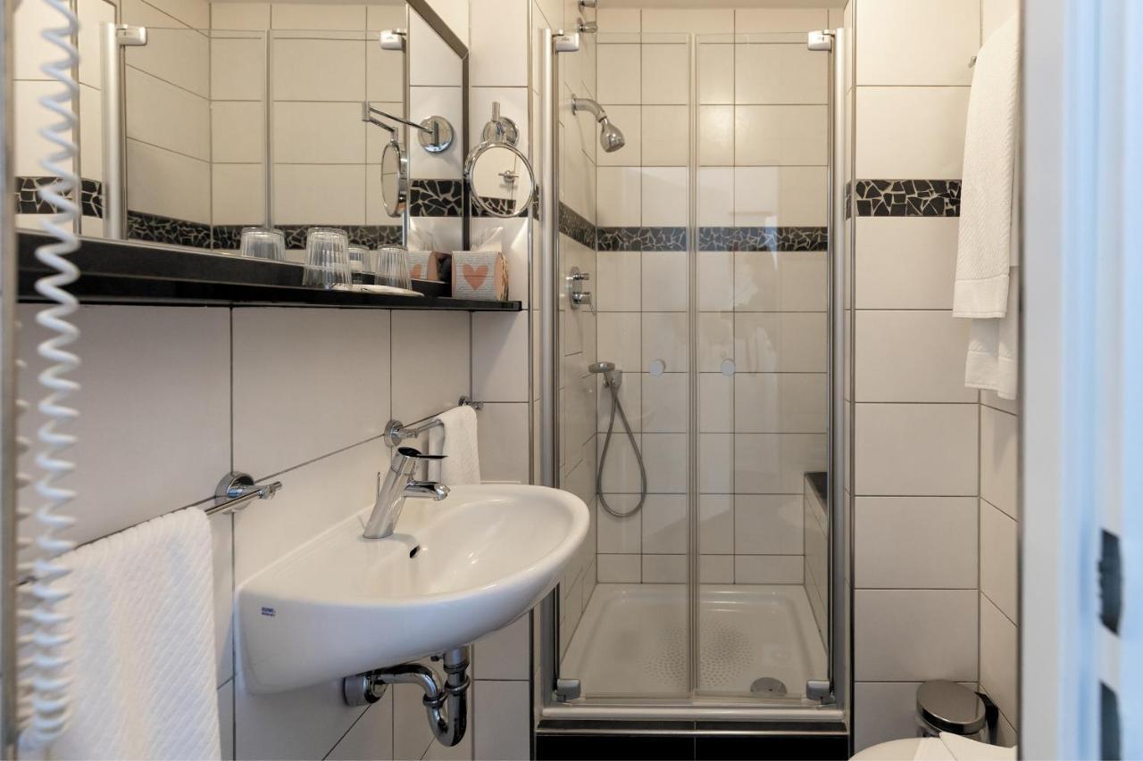 Hotel Garni " Am Domplatz" Erfurt Extérieur photo