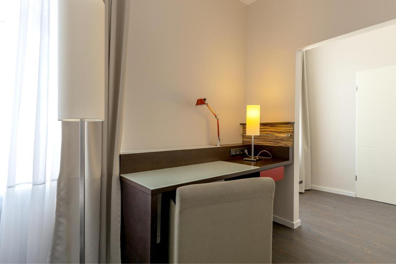Hotel Garni " Am Domplatz" Erfurt Extérieur photo