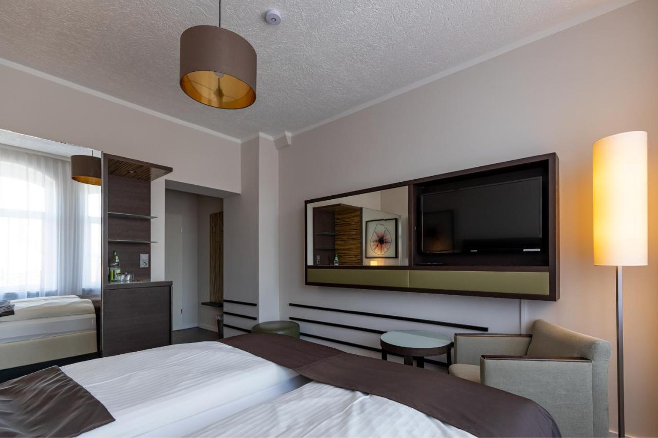Hotel Garni " Am Domplatz" Erfurt Extérieur photo