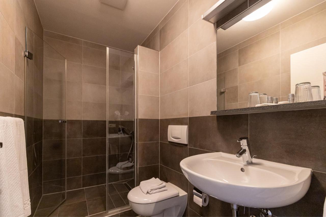 Hotel Garni " Am Domplatz" Erfurt Extérieur photo